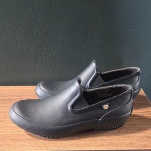 Bogs Black Slip-On Winter Shoes